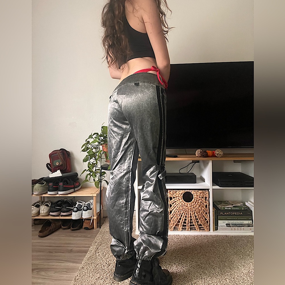 Funky/Futuristic Metallic 2000’s low rise pants